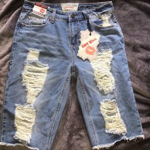 💙💙Ripped-Jean Shorts💙💙